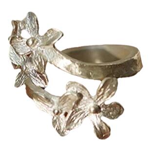 手工999银小桂花戒指女 小众设计纯银银烧白卷树皮错位桂花戒