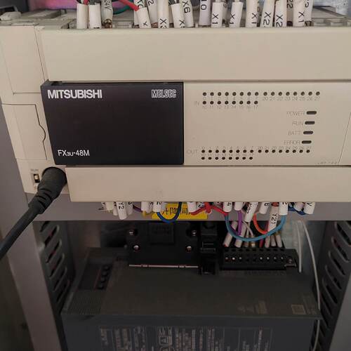 溢价-件PLC FX3U-48MT/ES-A 成色非常新