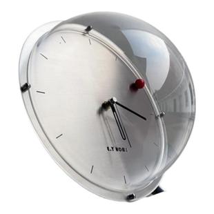 艺歪新款太空挂钟创意复古现代时尚网红静音客厅简约闹钟北欧指针