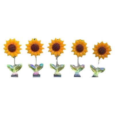 2024新款摇头向日葵花朵车载摆件