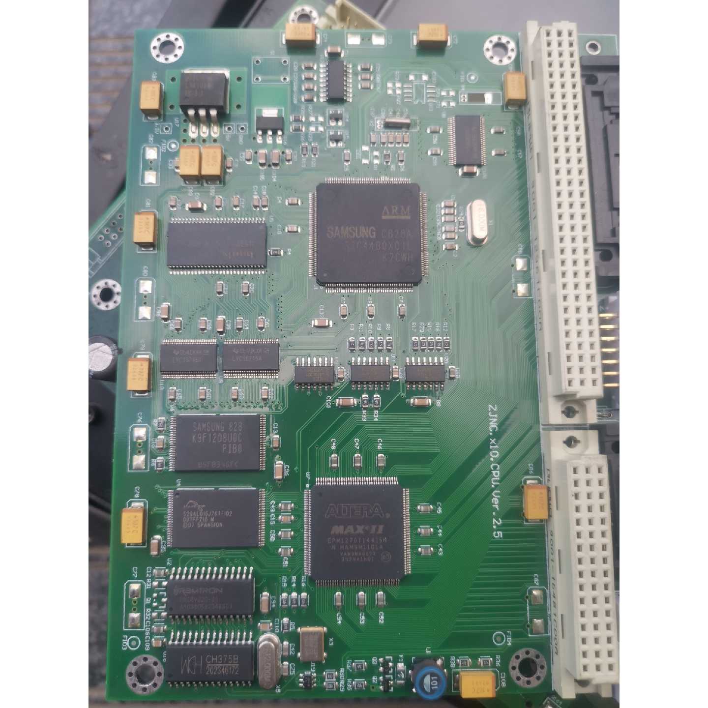 EPM1270T144I5N芯片带板200