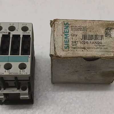 lot of 2 pc New For Siemens 3RT1025-1AN20 220V 50/60HZ Contr