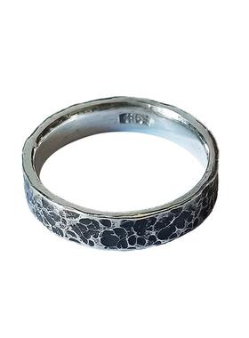 宝颂坊男女通用足银复古风锤纹戒