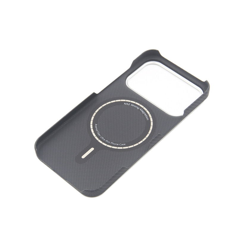 适用iPhone17ProMax碳纤维手机壳