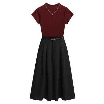 红色短袖搭配半身裙子女穿搭套装