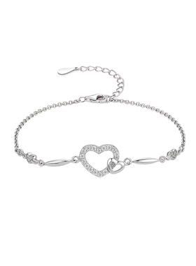 周六福S925银爱心手链女甜美气质手饰送女友本命年礼物