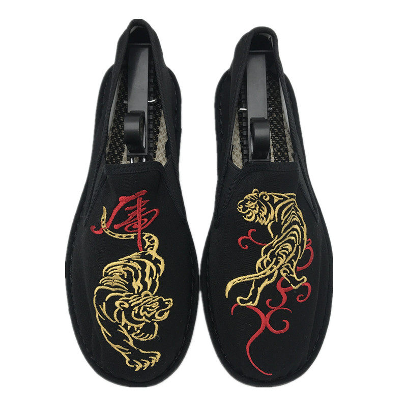 夏季新款西山布鞋男女小白鞋悟空绣花手工布鞋精神小伙社会鞋情侣