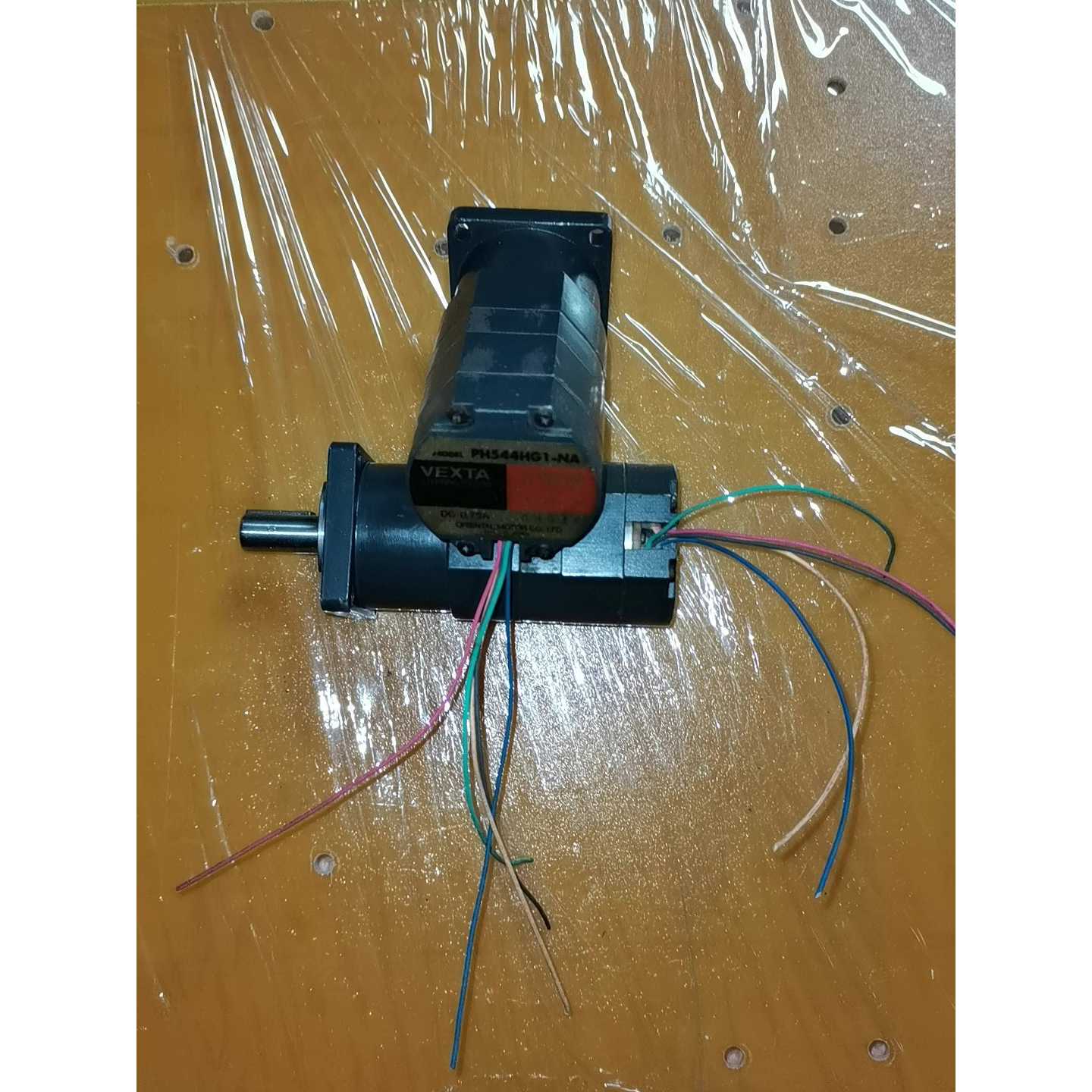 议价PH544HG1-NA东方五相步进马达二手拆机件，一起两个，