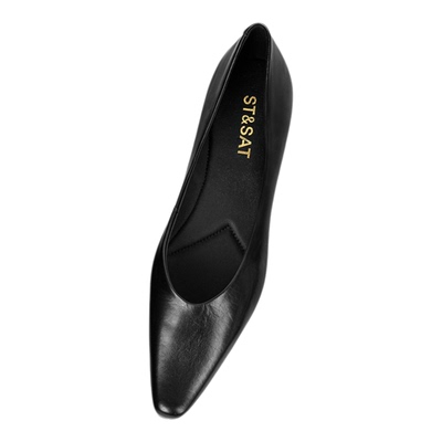 星期六法式尖头浅口平底鞋