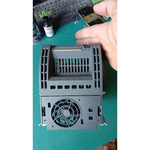 议价4732#，3KW380V，西门子V20变频器，型号6SL3
