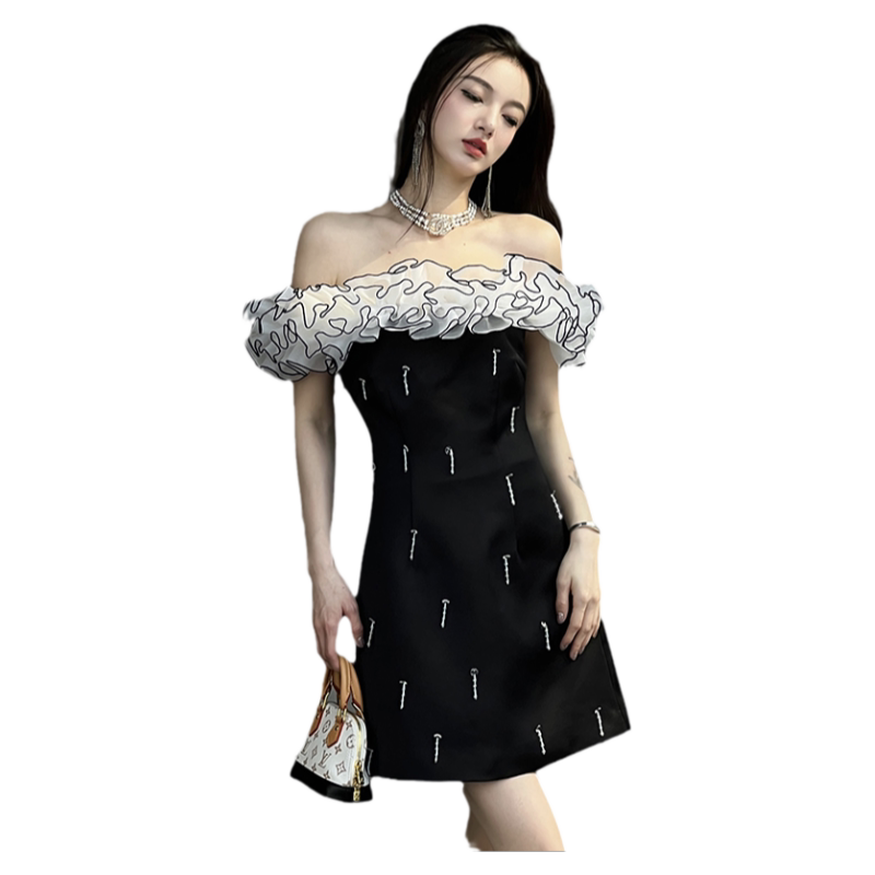 一字肩流苏黑色小礼服