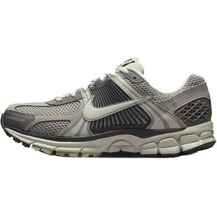 NIKE耐克女子ZOOM VOMERO 5 运动休闲鞋FB8825-001