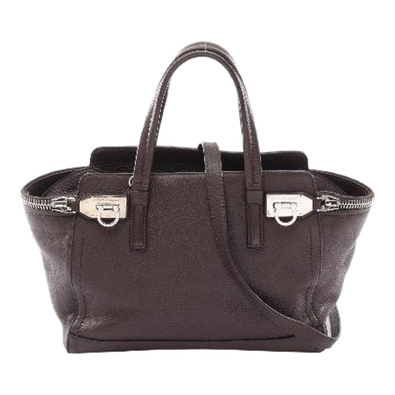 中古Ferragamo菲拉格慕斜挎包