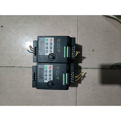 询价-德佛斯变频器FS1000-1R5G/2R2P，380V三相，