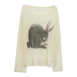 有耳uare原创设计 啃指甲的兔兔 手绘印花大圆领宽松天丝长袖T恤