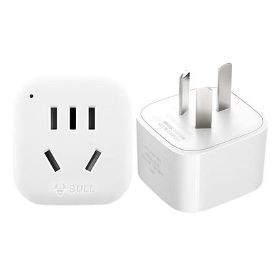 公牛三转二插头转换器多功能三孔转二孔电源插座变两脚三脚转接头