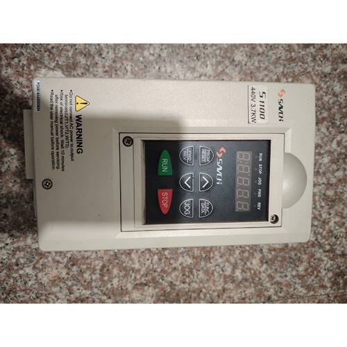 询价三基变频器，S1100-4T3.7G，，成色如图，不
