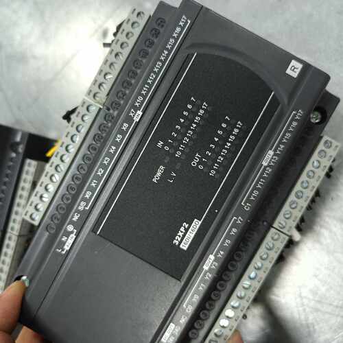 议价Delta Plc 32-Point Input/Output Expansion Module Dvp32xp