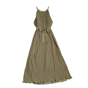 夏季法式设计感小众挂脖无袖露肩高腰系带压褶雪纺中长款连衣裙女