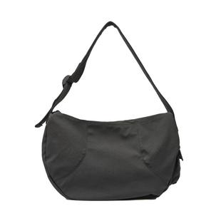 三福斜挎包春季学院运动风肌理大枕头柔软大容量女包495889