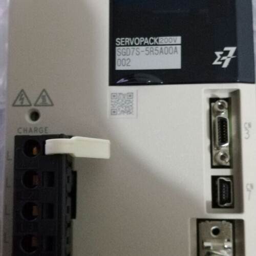 议价SGDV-R90FE1AY902AB安川驱动器 现货供应 质保1年