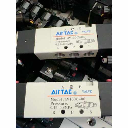 议价原装亚德客双向电磁阀4V130C06维修