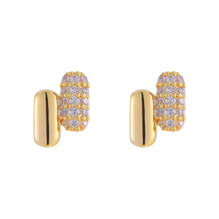 金色微镶养耳洞的时尚耳钉女精致小巧耳环2026新款爆款高级感耳饰