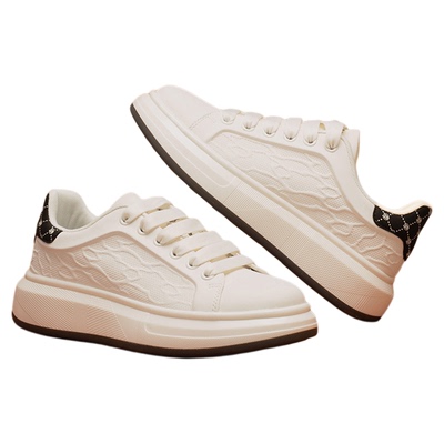 卓诗尼男鞋2025新款厚底增高轻奢百搭板鞋冲孔透气休闲小白鞋