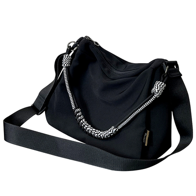 日系简约休闲帆布挎包