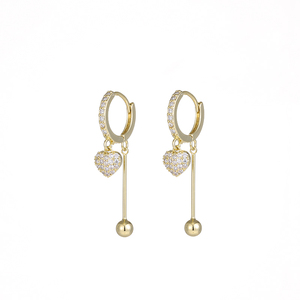 韩国新款超轻奢高级感精致镶钻爱心耳环女气质个性显脸瘦耳扣耳饰
