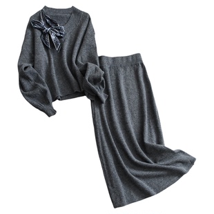 法式轻熟风丝巾飘带V领宽松套头毛衣直筒半身裙两件套女套装Q062
