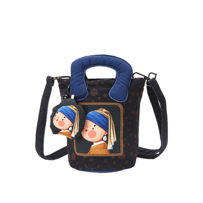 罗绮&图钉 联名原创插画斜挎单肩拉链手提充棉网红马蹄水桶包