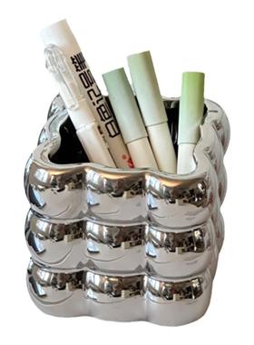 北欧风学生笔筒书房桌面边收纳盒子轻奢办公室艺术设计感陶瓷笔桶