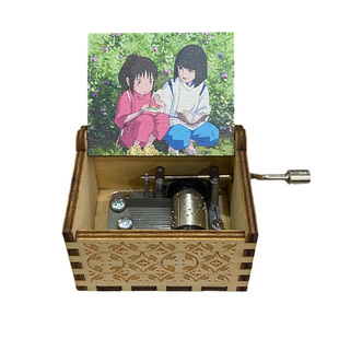 千与千寻主题八音盒手摇音乐盒木质工艺品摆件礼物复古感桌面装饰