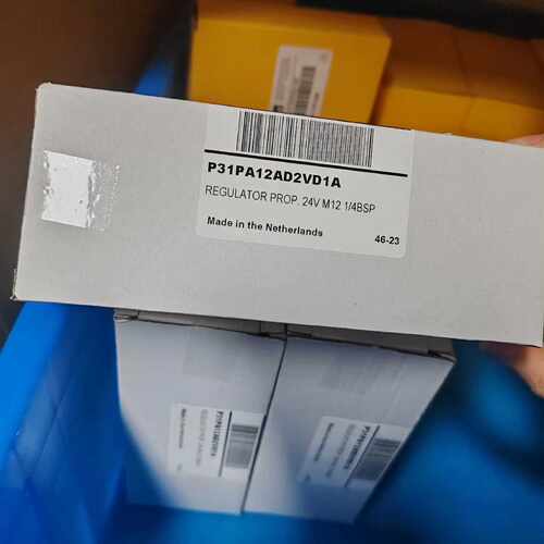 询P31PA12AD2VD1A 顺丰包邮！
