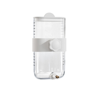 鹦鹉饮水器自动喂水新款撞针水壶