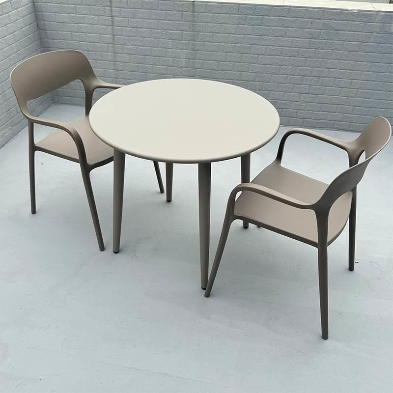 网红休闲圆桌椅组合碳钢小餐桌子阳台塑料洽谈户外奶茶店咖啡室外