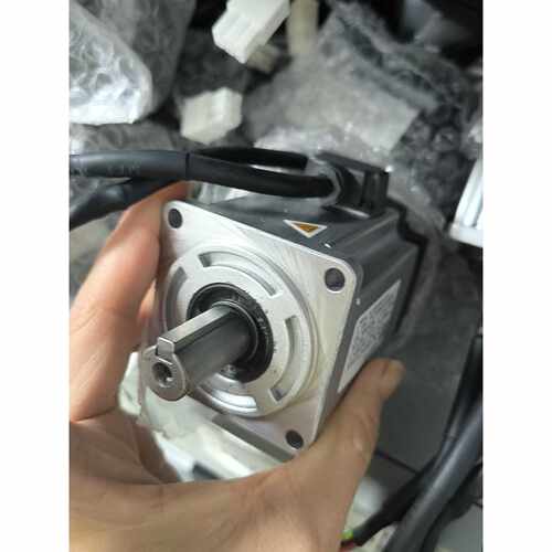 议价SV-X2MH040A-N2LN     400w电机适用
