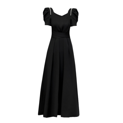 黑色连衣裙女夏新款法式显瘦通勤赫本风连衣裙小飞袖方领沙滩裙子