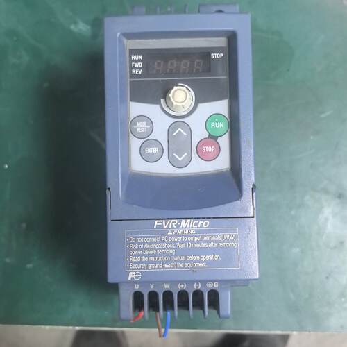 议价富士FVR-Micro变频器 FVR0.4S1S-7C，0.维修