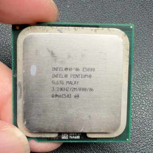 询价Intel奔腾E5800 SLGTG，LGA775接口，3.议价