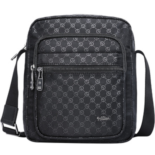 金利来男包新款单肩斜挎包商务休闲时尚潮流小背包男款手提小方包