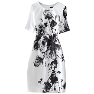 2026春装新款高端气质女装中长款收腰显瘦包臀裙五分袖印花连衣裙