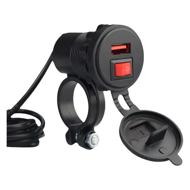 摩托车加装USB手机充电器超级快充12v24v转5V户外防水车载车充