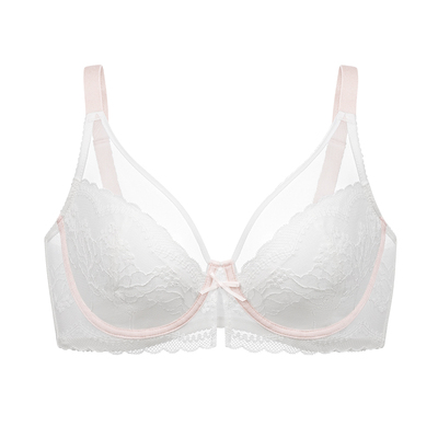 奶糖女孩甜奶油内衣大胸显小