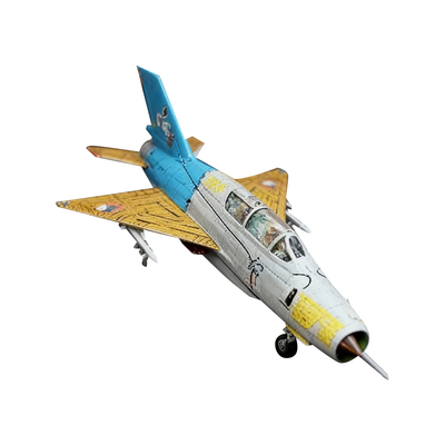 小号手米格-21UM战斗机拼装模型