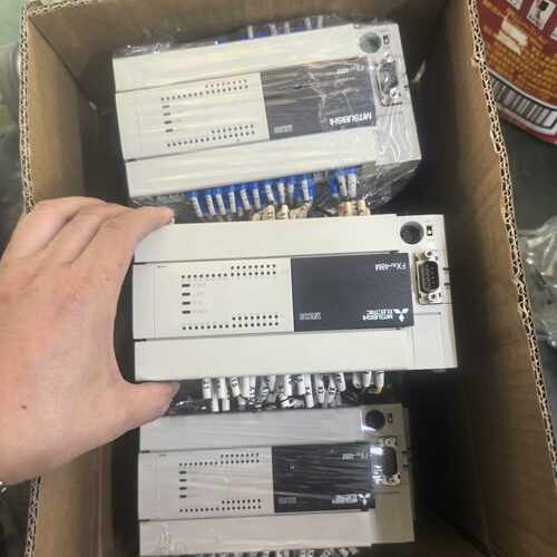 议价PLCFX3U48MTESA多主机带端子