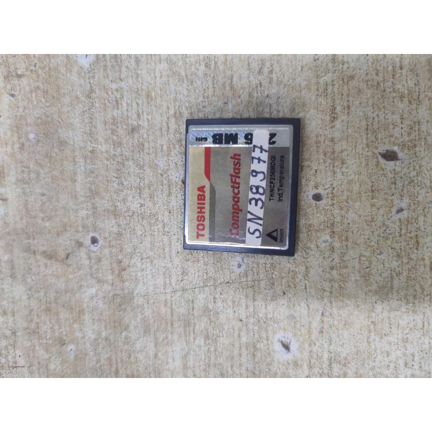 拆机东芝内存卡