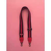 Синий, красный и синий пистолет полос