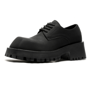 方头皮鞋男个性马蹄鞋休闲大头内厚底增高小众设计暗黑哑光德比鞋